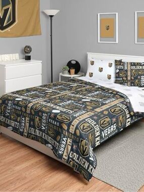 NHL Golden Knights Comforter Set in Black and Gold